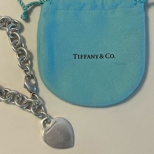 Tiffany & Co. sterling silver .925 heart charm bracelet
